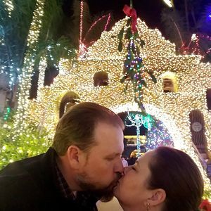 Meet your Posher, Nola